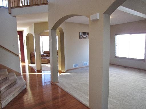 2nd image of 1605 Stanton Ln