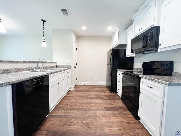 119 Washington Place Dr — Photo 10