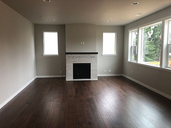 3rd image of 10617 129th St E