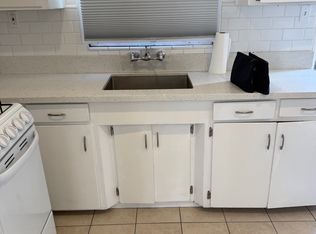 112 7th St APT 3, Huntington Beach, CA 92648