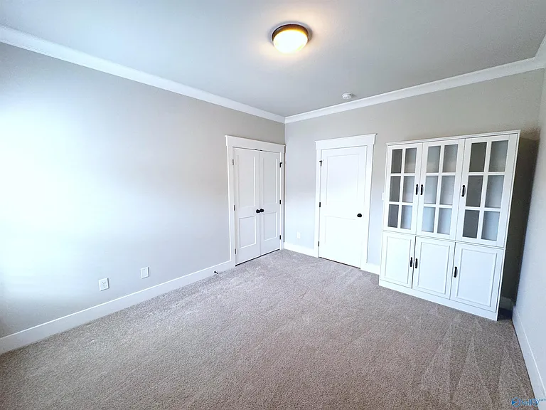 215 Saint Louis St — Photo 33