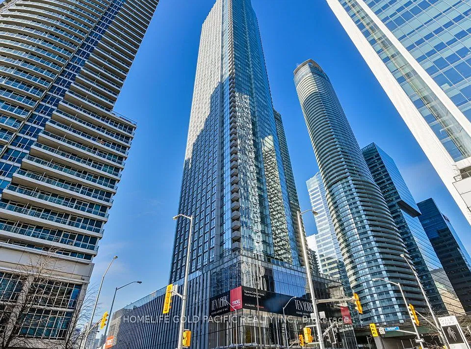 10 York St #1901
