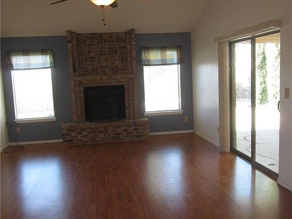 5th image of 107 Colina Alta Dr