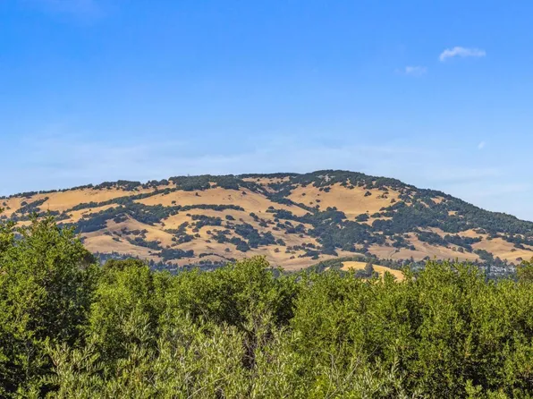 102 Cabro Ridge, Novato, CA 94947