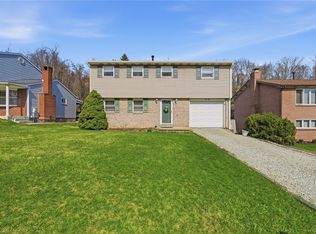 950 Elizabeth St, McKeesport, PA 15133
