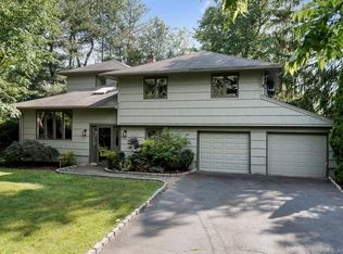 43 Sniffen Rd, Westport, CT 06880