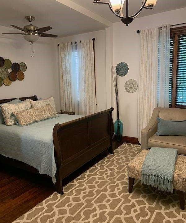 2nd image of 536 Leonard St #2