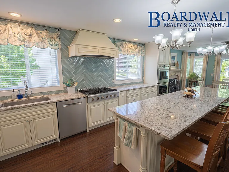1704 Saint Andrews Dr — Photo 43