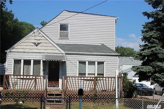 1st image of 286 Franklin St
