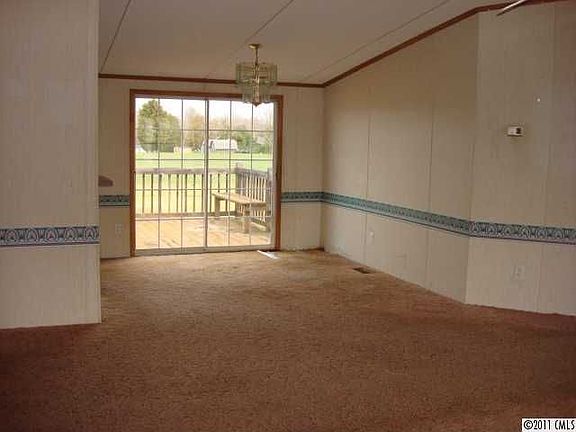 3rd image of 505 Osprey Creek Cir