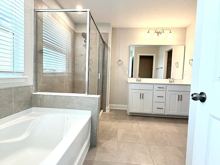 12959 Holsinger Blvd — Photo 17