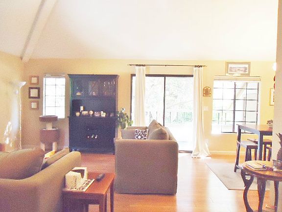 3rd image of 1935 Huxley Ct