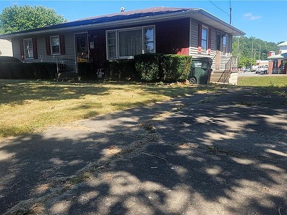 2nd image of 2312 Eastmoor Dr