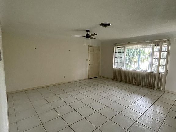 2nd image of 2180 NE 44th St #1