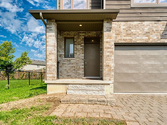 3rd image of 2003 Clayridge Way