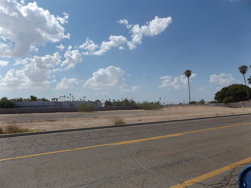 2nd image of 3486 E 33rd Pl