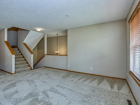 3rd image of 15602 Early Bird Cir