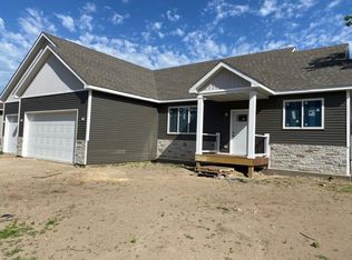 2406 Valley Dr, Northfield, MN 55057