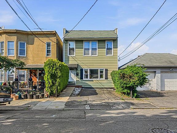 3rd image of 47 Villa Avenue