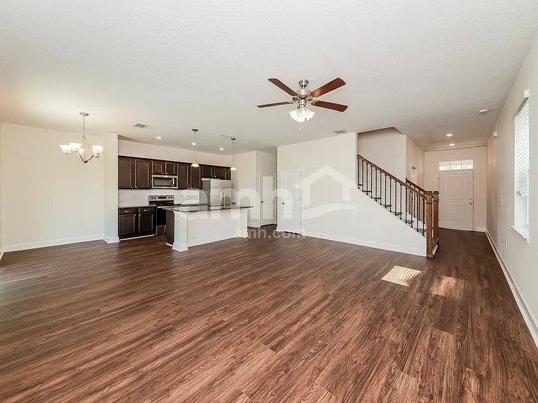 4659 Reisswood Loop — Photo 7