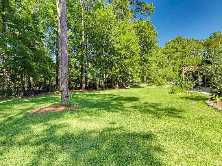 23 Lake Heron Ct W — Photo 45