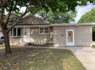 1528 N Washington Ave, Mason City, IA 50401