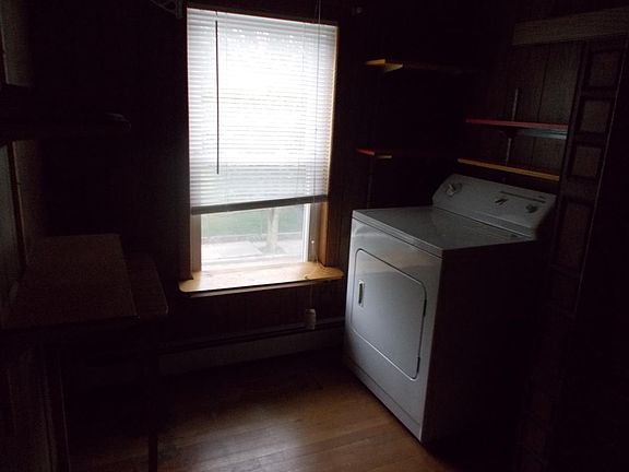 4th image of 36 Lawrence St #23