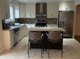 10 Testa St, East Gwillimbury, ON L0G1R0