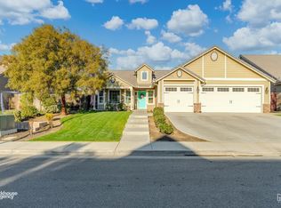 13814 Star Shine Dr, Bakersfield, CA 93314