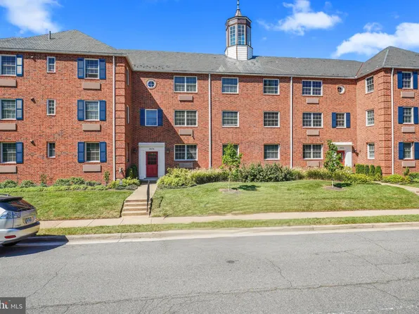 1636 W Abingdon Dr APT 203, Alexandria, VA 22314