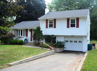 46 Boardman Ln, Attleboro, MA 02703