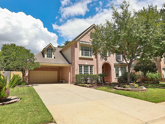 3rd image of 13622 Keneva Dr