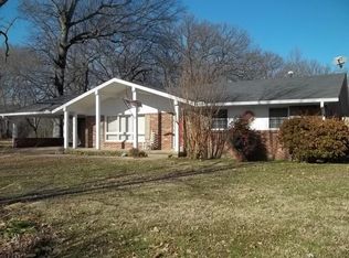 141 Buckley Dr, Martin, TN 38237