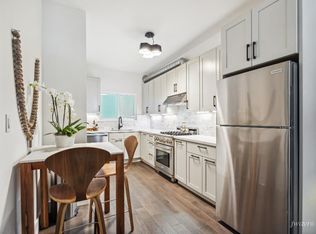 3233 16th St #A, San Francisco, CA 94110