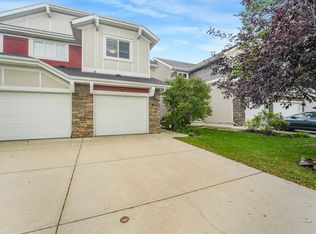 2397 Sparrow Cres NW, Edmonton, AB T5S 0G6