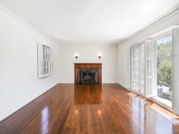 1274 S Beverly Glen Blvd, Los Angeles, CA 90024