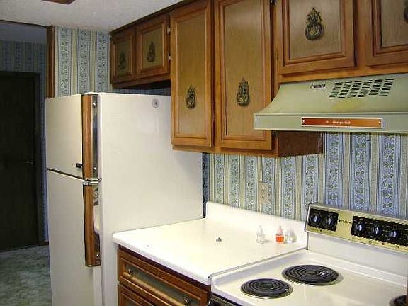 4th image of 1223 E Marcy Ct