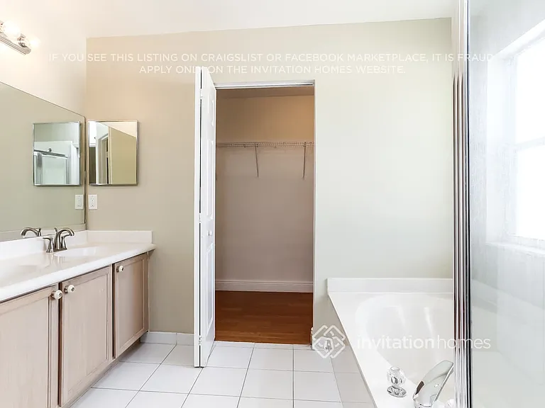 13440 SW 24th St — Photo 16