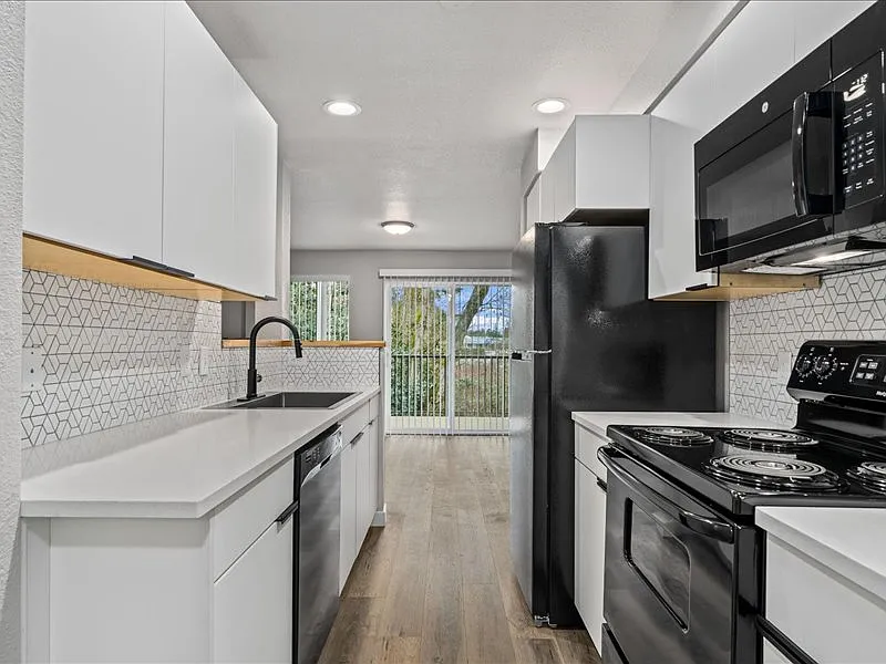 Meridian Green Townhomes