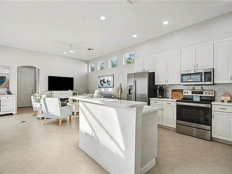 3421 Marbella Ct — Photo 10