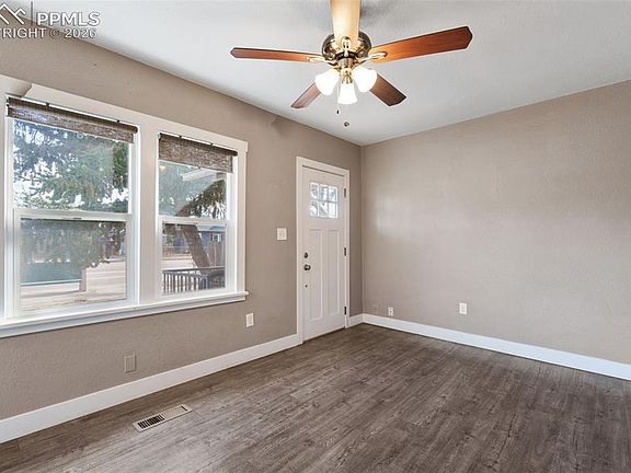 5th image of 502 S Hancock Ave