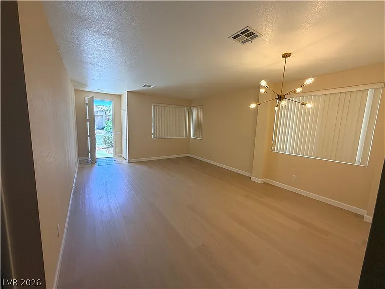 9528 Scottville Ct — Photo 2