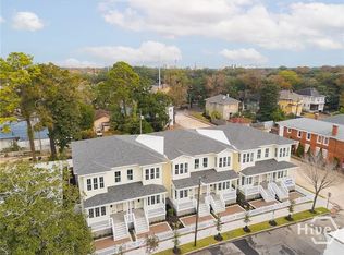 308 W 38th St, Savannah, GA 31401