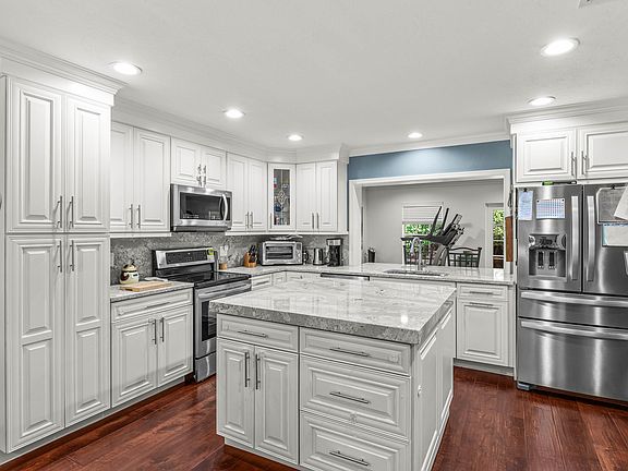 2nd image of 11658 Dunes Road