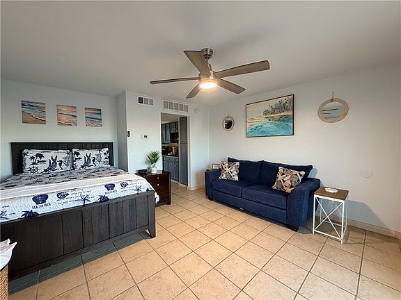 3rd image of 14873 Granada Dr Unit 7