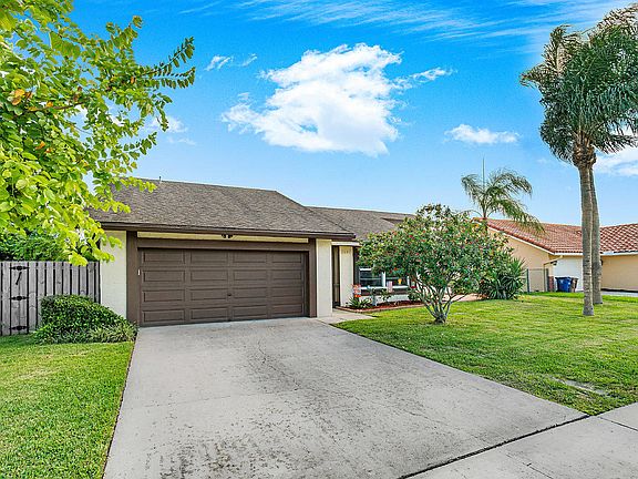 2nd image of 2834 SW 14th Ct