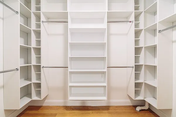 Rented by Sky Management | media 44