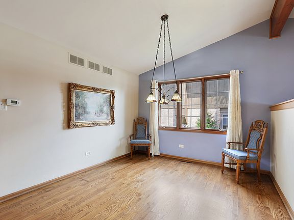 3rd image of 13430 Le Claire Ave