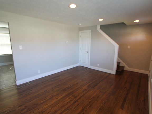 5th image of 3057 S 41st St #3073-4