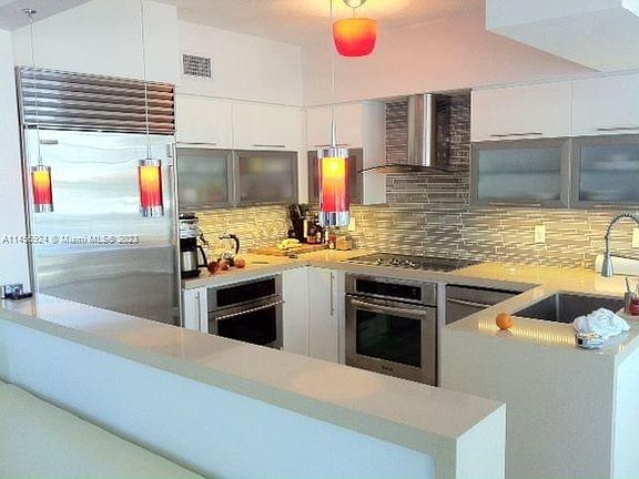 5th image of 3370 Hidden Bay Dr #215